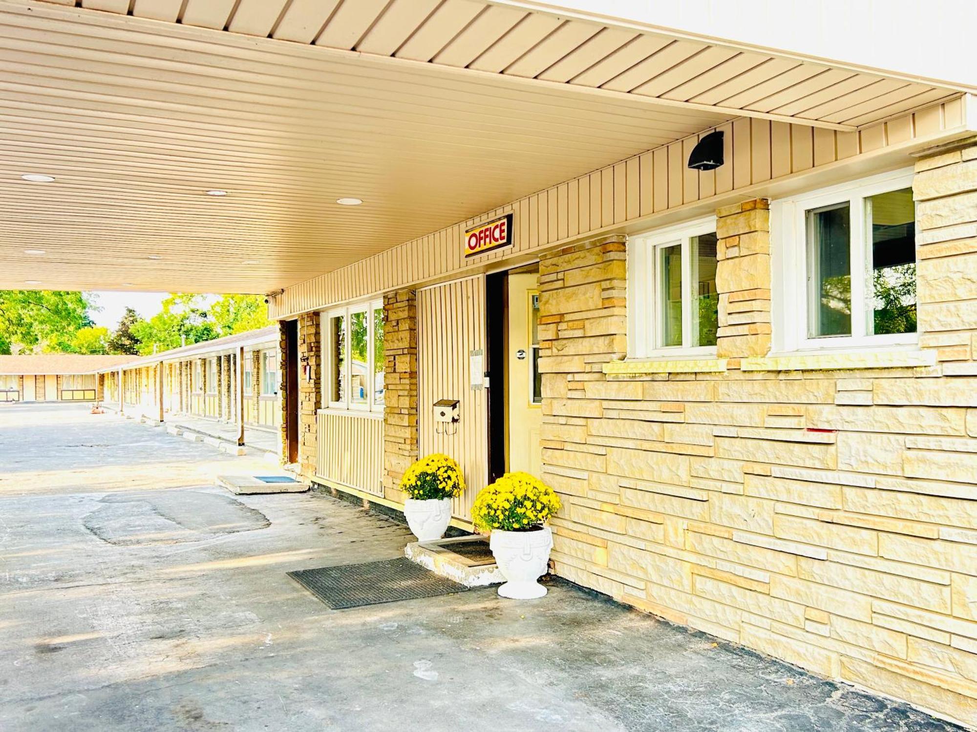 Brant Inn Brantford Exterior photo